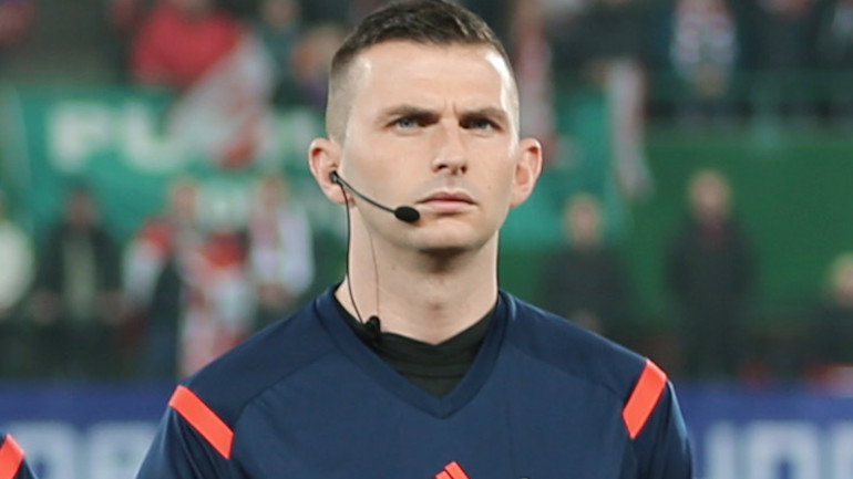 Arbitro di Barcellona-Atalanta